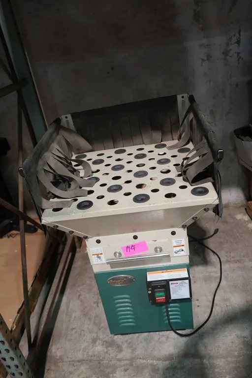 Grizzly Down Draft Sanding Table