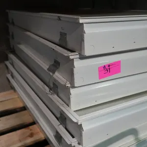 Fluorescent Light Fixtures