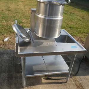 Cleveland Kettle with Sink