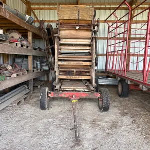 Electric Wheat/Grain Fanning Mill Trailer