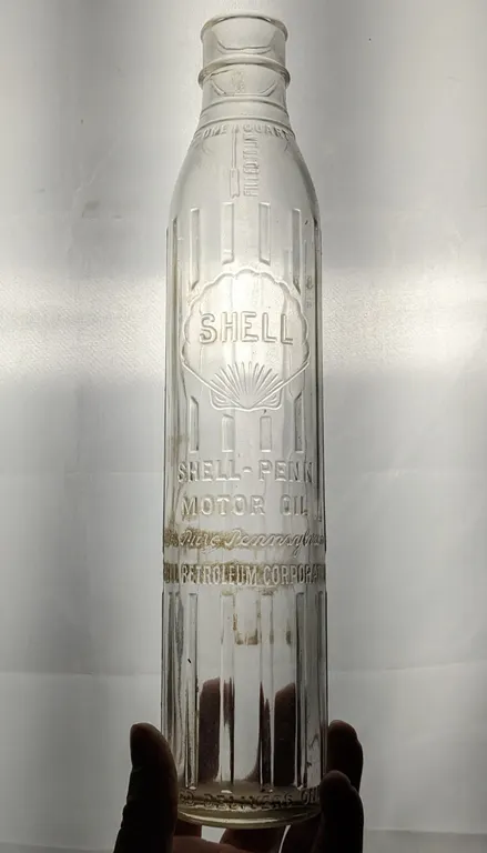 EMBOSSED QUART BOTTLE SHELL-PENN MOTOR OIL