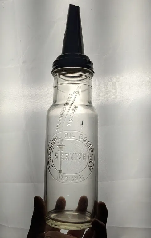 EMBOSSED QUART BOTTLE STANDARD OIL COMPANY SERVICE