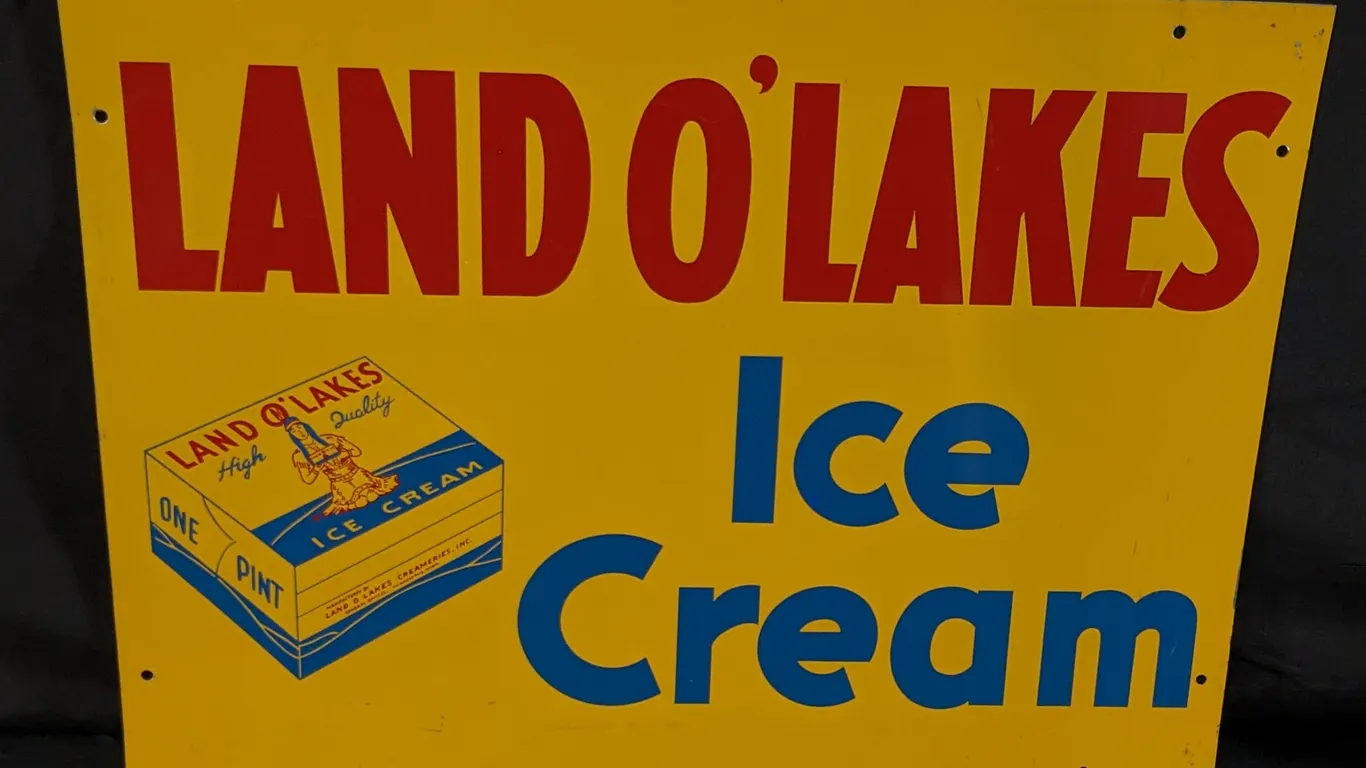 RARE LAND O LAKES CREAMERIES ICE CREAM SIGN MINNEAPOLIS MINNESOTA