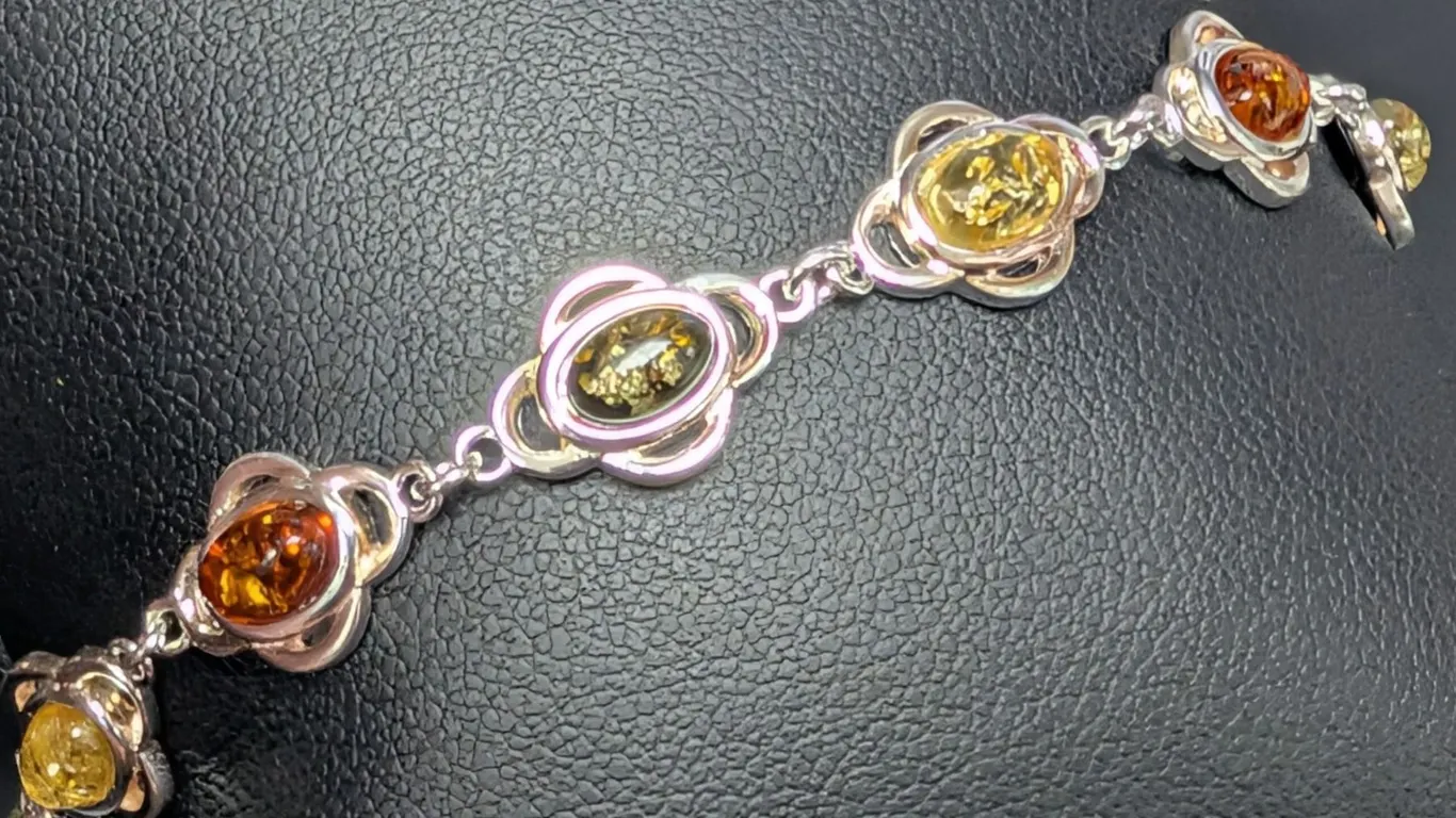 SILVER(7.2G), AMBER BRACELET 7-7.5'', SUGGESTED RETAIL VALUE $420