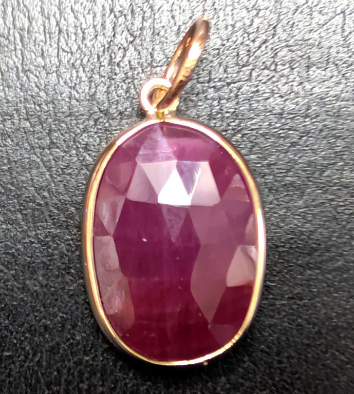 10K(0.79G), NATURAL RUBY (3CT) PENDANT, SUGGESTED RETAIL VALUE $800