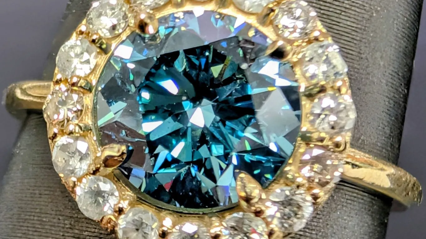 10K(1.8G), BLUE LAB DIAMOND (1.5CT), DIAMOND (0.5CT)RING, SIZE 6.5, APPRAISED INSURANCE VALUE $3410