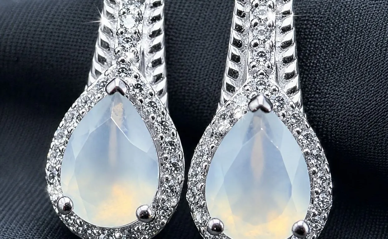 SILVER(4.82G), GENUINE GEM EARRING, SUGGESTED RETAIL VALUE $300