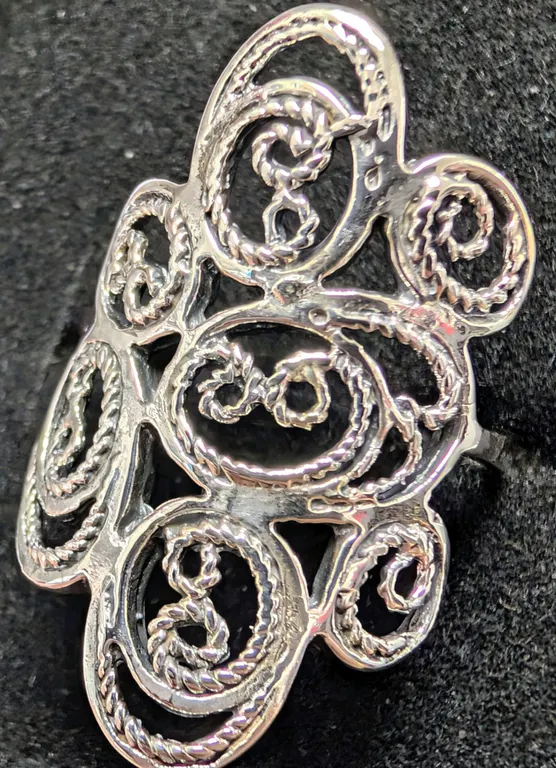 SILVER(4G), RING SUGGESTED RETAIL VALUE $200