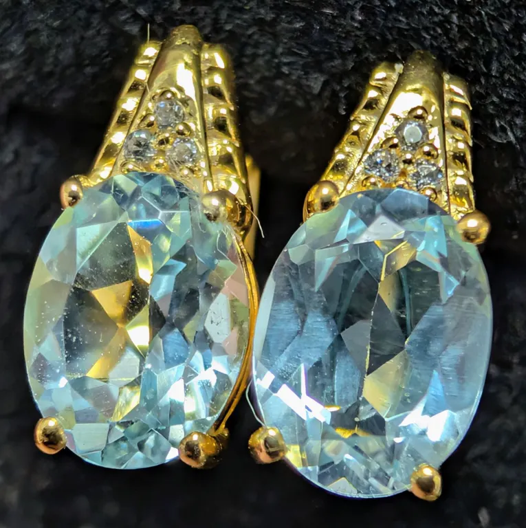 SILVER(3.54G), BLUE TOPAZ (3CT)EARRING, SUGGESTED RETAIL VALUE $240