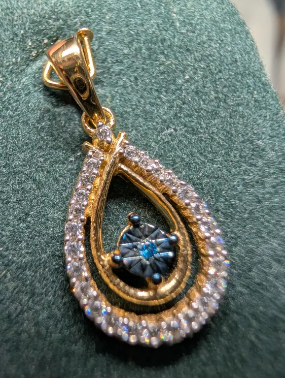 SILVER(1.35G), DIAMOND (0.02CT), CZ (0.32CT)PENDANT