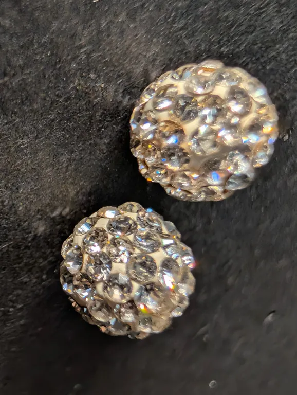 10K(0.6G), EARRINGS, SUGGESTED RETAIL VALUE $400