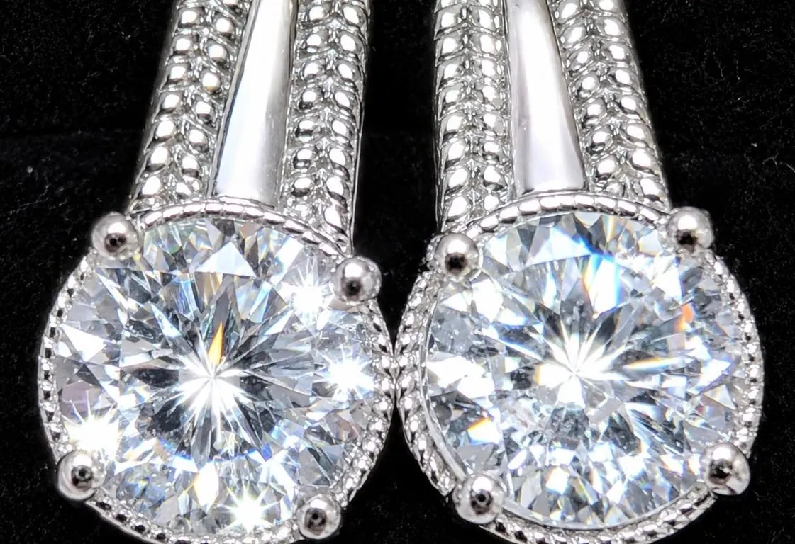 SILVER(4.54G), WHITE TOPAZ (2CT) EARRING, SUGGESTED RETAIL VALUE $280