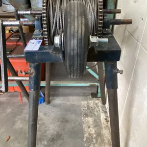 HEAVY DUTY MECHANICAL CABLE WINCH ON STAND WITH SPOOL OF BRAIDED CABLE