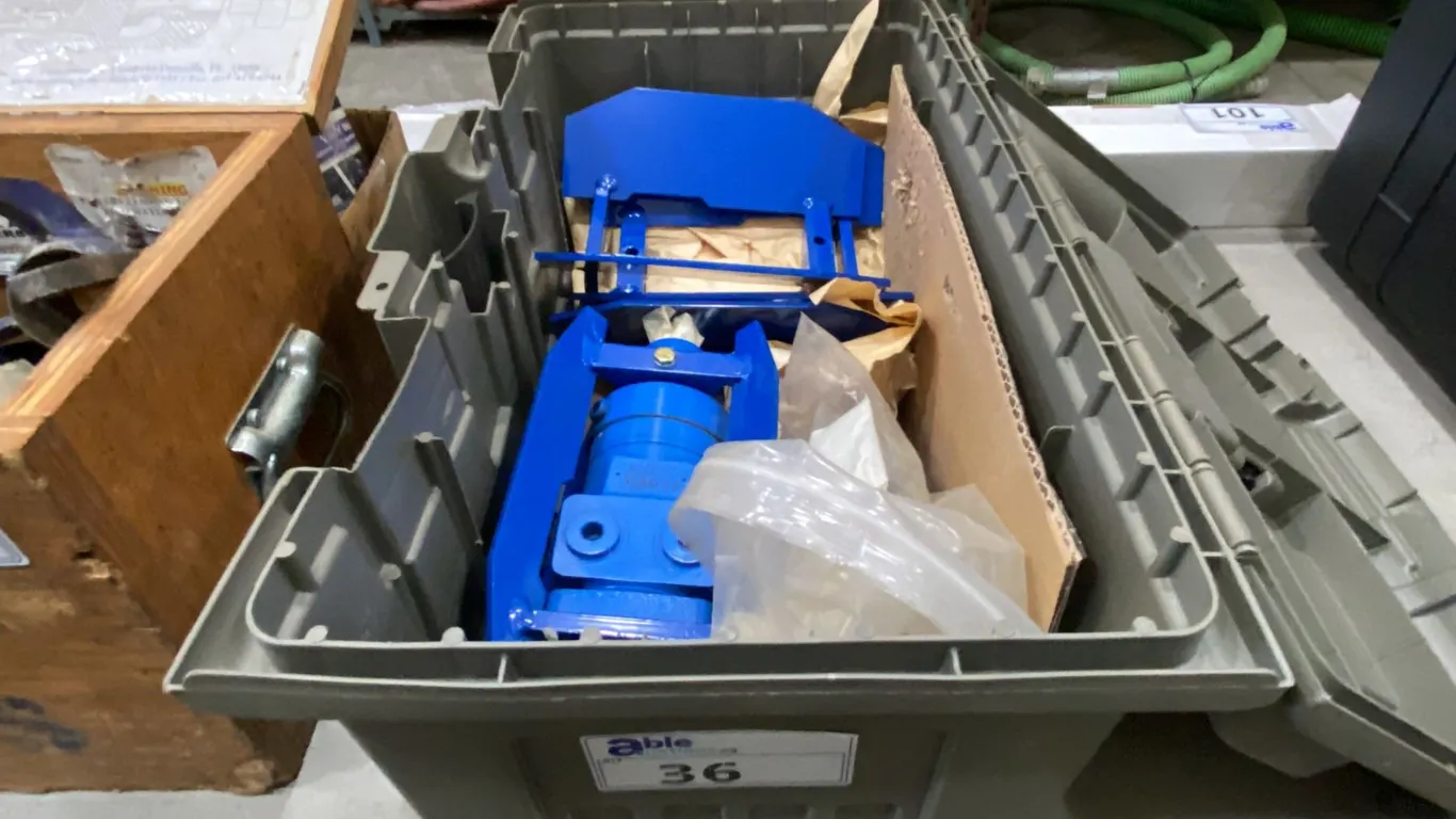 BLUE HEAVY DUTY ROOT CUTTER IN HARD TRANSPORT CASE