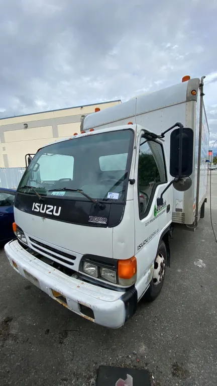 2000 ISUZU NPR HD PEARPOINT VIDEO INSPECTION TRUCK, 2DR CUBE VAN, WHITE, VIN JALC4B145Y7017828,