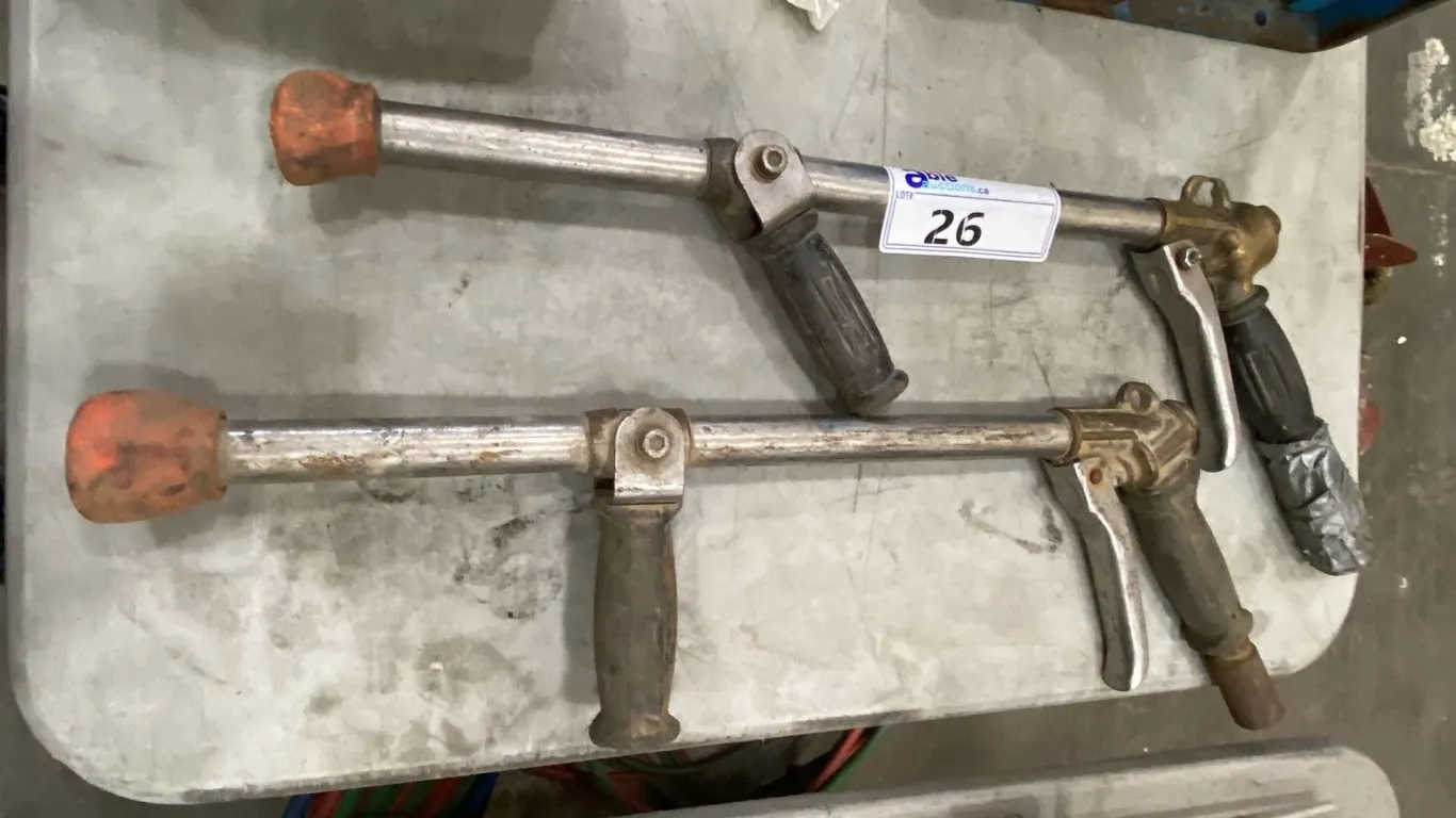 PAIR OF HIGH PRESSURE SPRAY WANDS