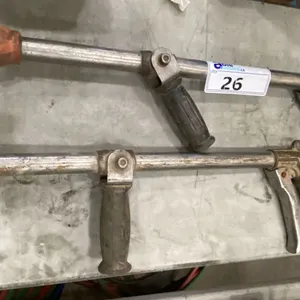 PAIR OF HIGH PRESSURE SPRAY WANDS