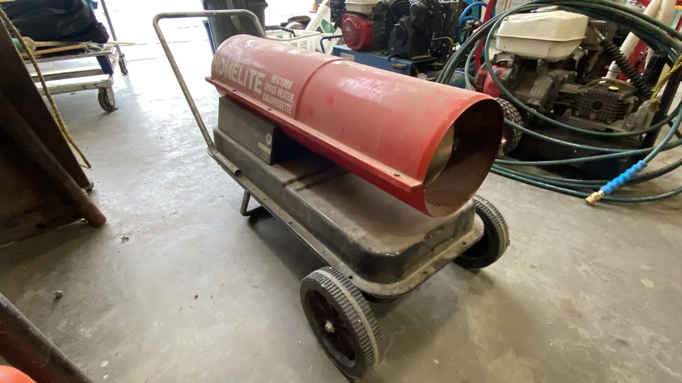 HOMELITE HHC100A PORTABLE KEROSENE/DIESEL FORCED AIR SPACE HEATER