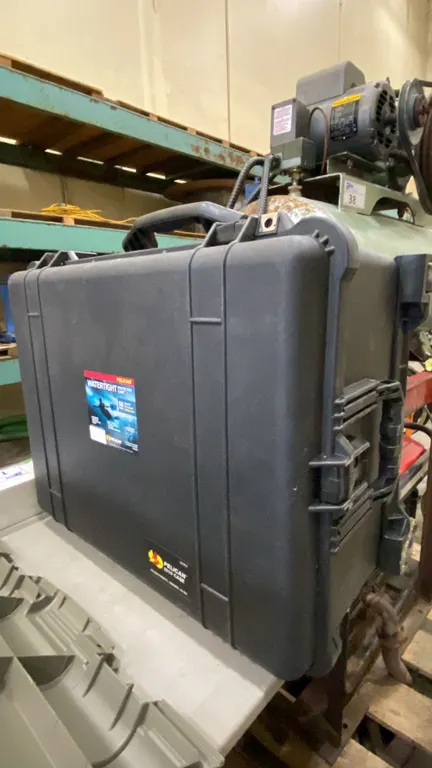PELICAN 1610 HEAVY DUTY COMMERCIAL GRADE WATERPROOF MOBILE PROTECTION CASE