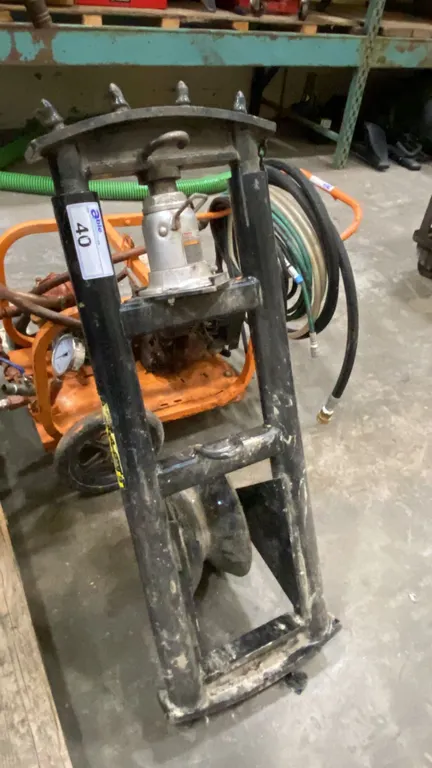 HURCO MANHOLE DOWN ROLLER