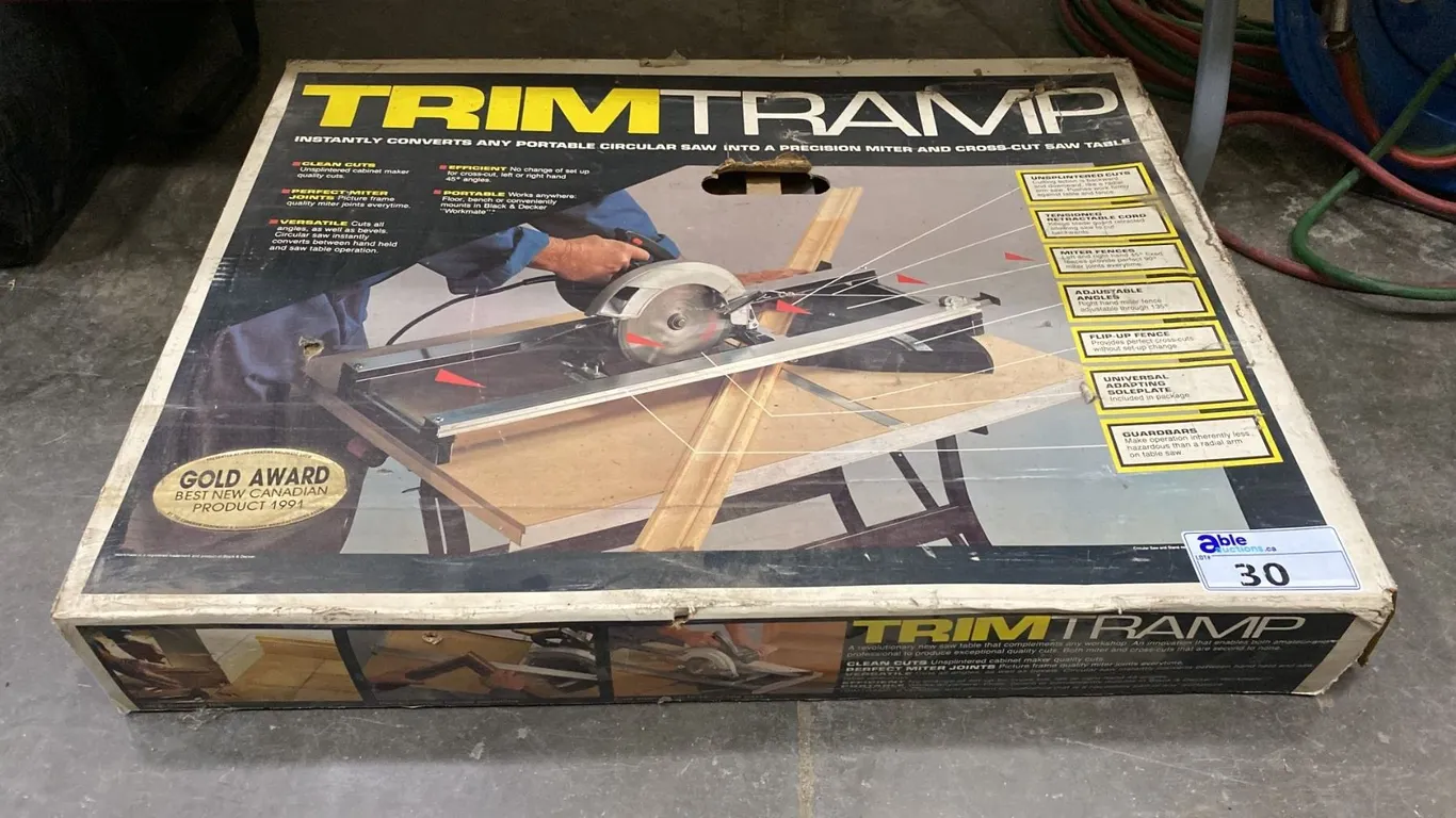 TRIMTRAMP SLIDING COMPOUND MITRE SAW TABLE ACCESSORY