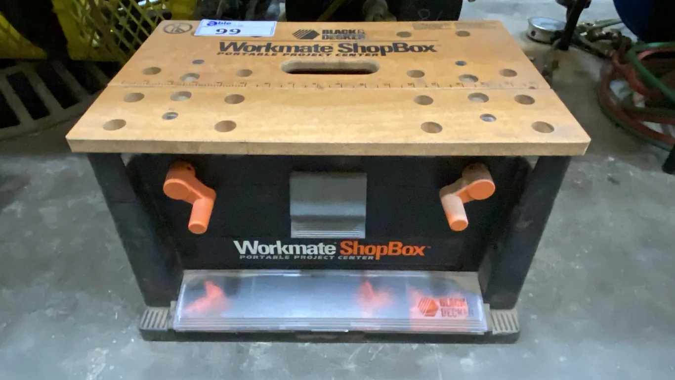 BLACK & DECKER WORKMATE SHOPBOX PORTABLE PROJECT CENTER