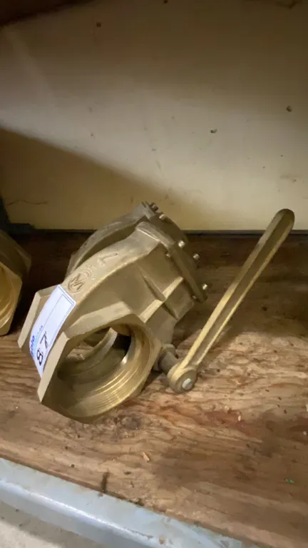 PAIR OF 4" BRASS GATE VALVES