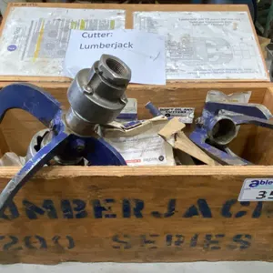 NOZZTEQ LUMBERJACK 200 SERIES HIGH SPEED MULTIPURPOSE CUTTER SET IN WOODEN STORAGE BOX