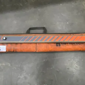 METROTECH 008B FERROMAGNETIC LOCATOR WITH CARRYING CASE