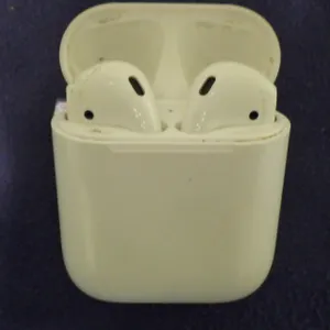 Apple AirPods A1602