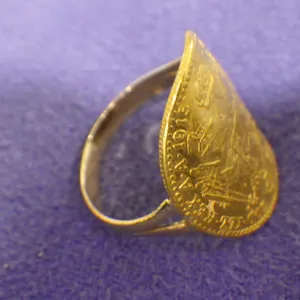 Ring (size 6)