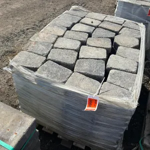 89 Sq. Ft. Lamont Circle Interlock Landscape Pavers