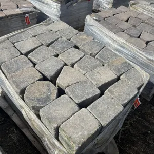 89 Sq. Ft. Lamont Circle Interlock Landscape Pavers