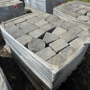89 Sq. Ft. Lamont Circle Interlock Landscape Pavers