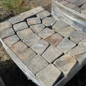 89 Sq. Ft. Lamont Circle Interlock Landscape Pavers