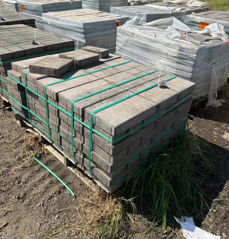 92.22 Sq. Ft. (152-Pieces) Landscape Pavers in 3 Sizes