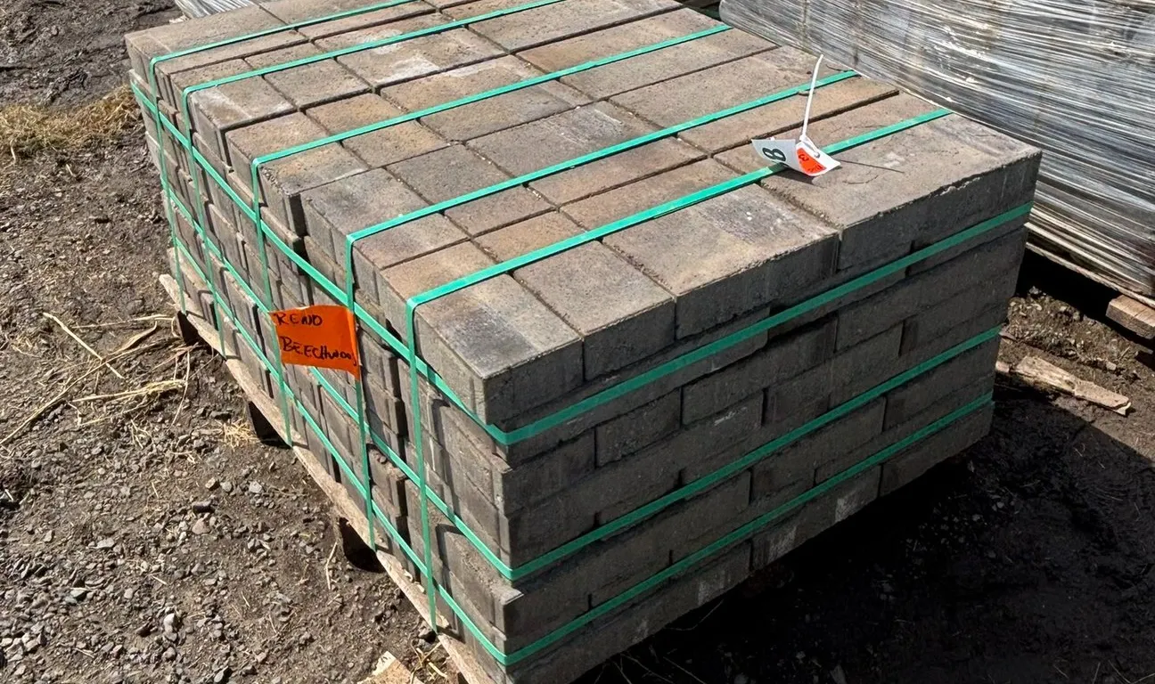 92.22 Sq. Ft. (152-Pieces) Landscape Pavers in 3 Sizes