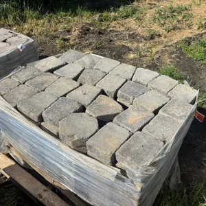 89 Sq. Ft. Lamont Circle Interlock Landscape Pavers