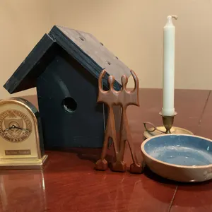 Mixed Decorative Lot – OSU Clock, Birdhouse, Candleholder & Wood Décor