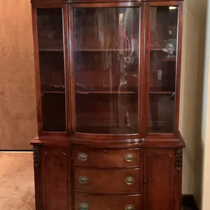 Possible Antique Mahogany China Cabinet / Breakfront