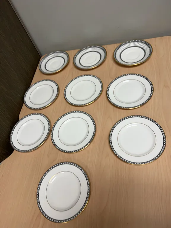 Wedgwood Bone China Plates, Black Ulander and Colonnade Patterns, England, 6 Inches Diameter