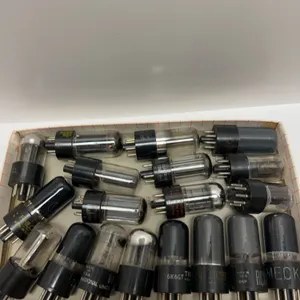 Boxed Collection of 20 Assorted 6K6GT, 6V6GT, RCA, National Union, Philco Radio Vacuum Tubes USA-Mad