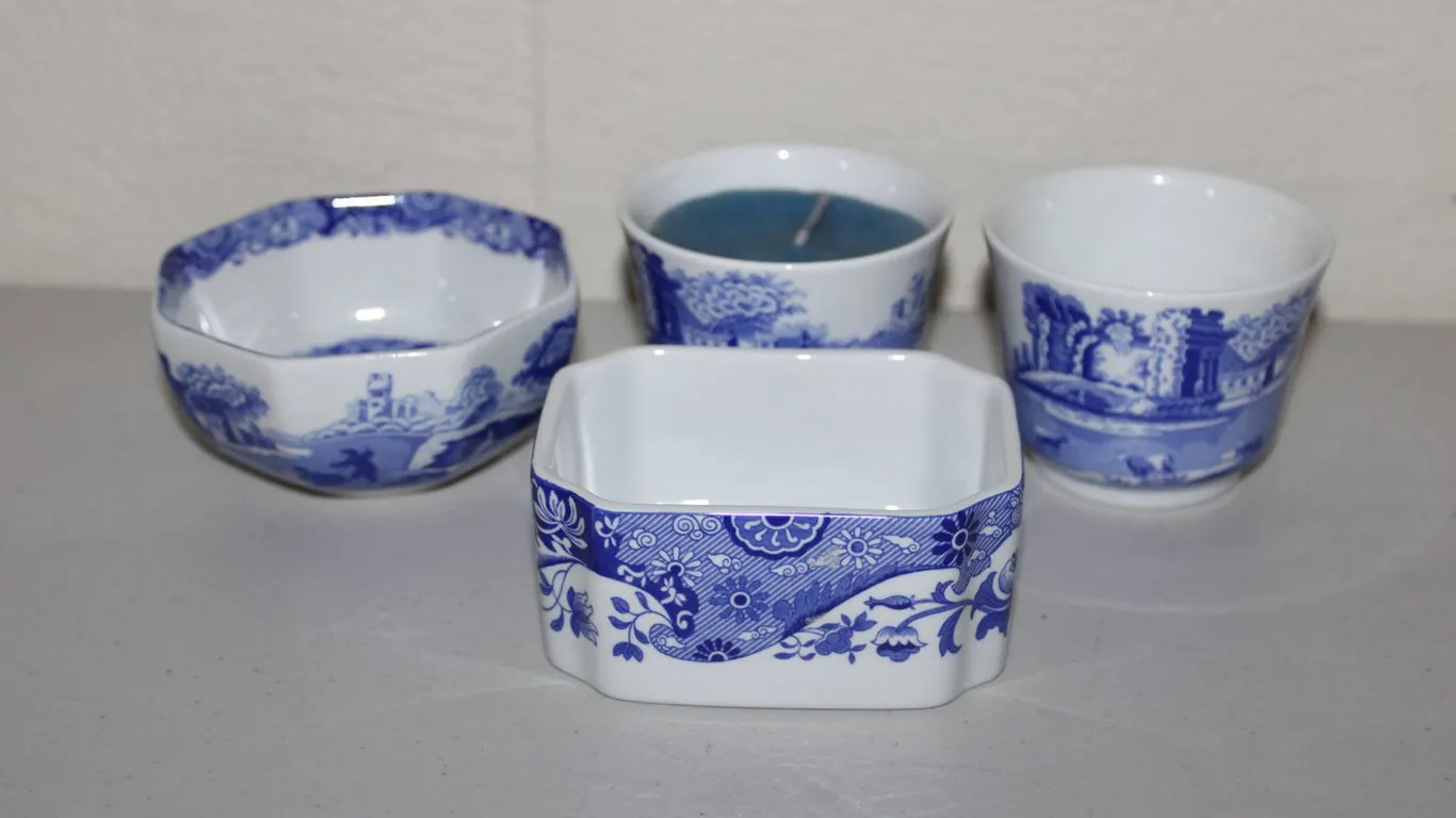 Spode Blue Italian Pattern Porcelain Bowls and Cups Set, Blue and White Transferware England Marked