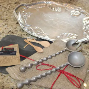 Serving Trays & Utensils