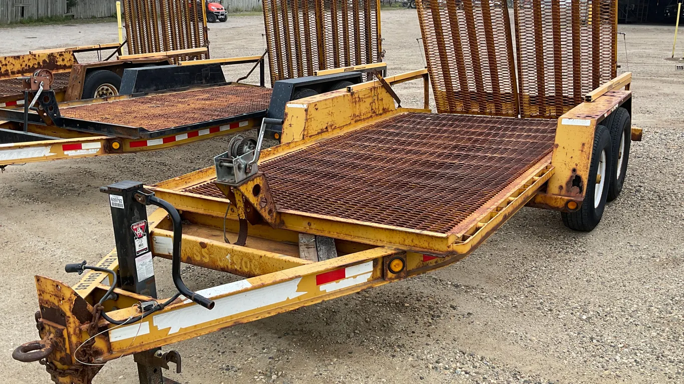 2012 TOWMASTER INC. T-10D EQUIPMENT TRAILER VIN: 4KNUT1228CL161915