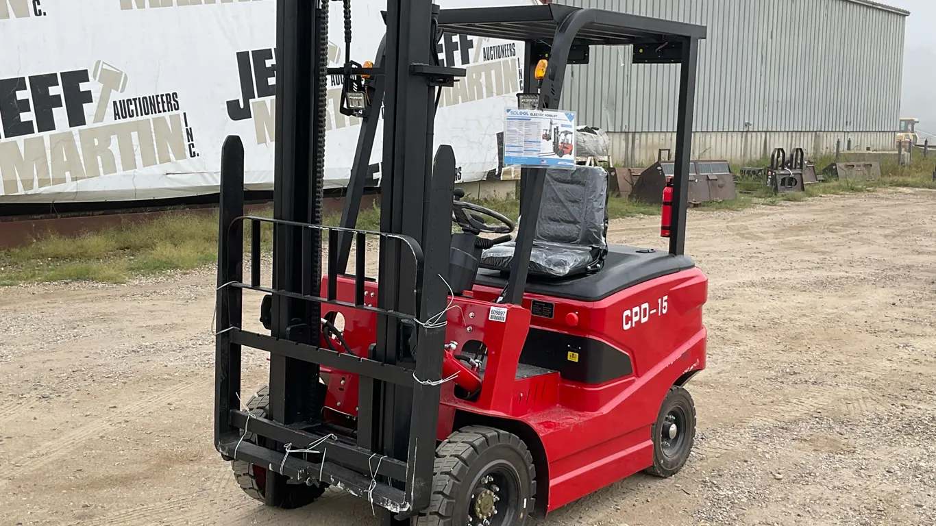 UNUSED 2026 SDLOOL D15 3300 LBS ELECTRIC FORKLIFT SN: LT-DDCC260764