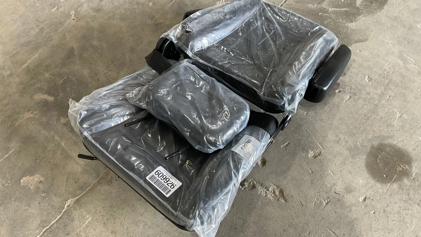 UNUSED 2026 SKLP LUXURY EQUIPMENT SEAT, SN: F20783