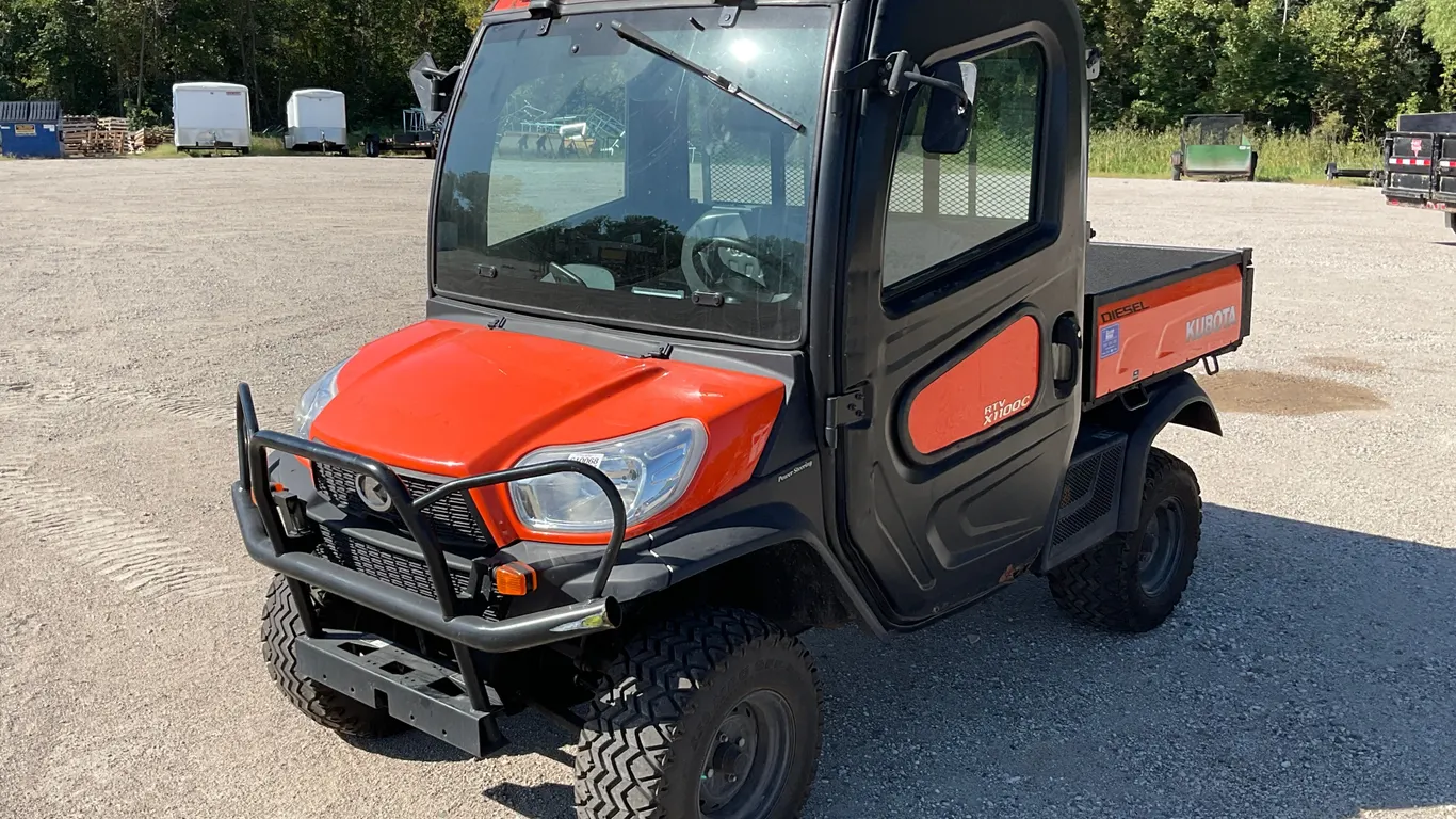 2017 KUBOTA RTV-X1100C UTV SN: A5KC2GDBCHG033988