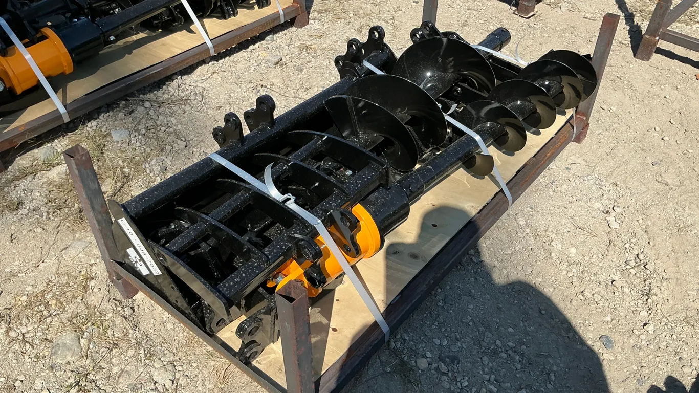 UNUSED 2026 GIYI MINI-EXCAVATOR ATTACHMENT KIT