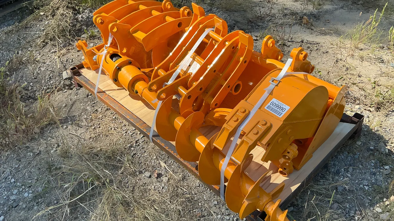 UNUSED 2026 GIYI MINI-EXCAVATOR ATTACHMENT KIT